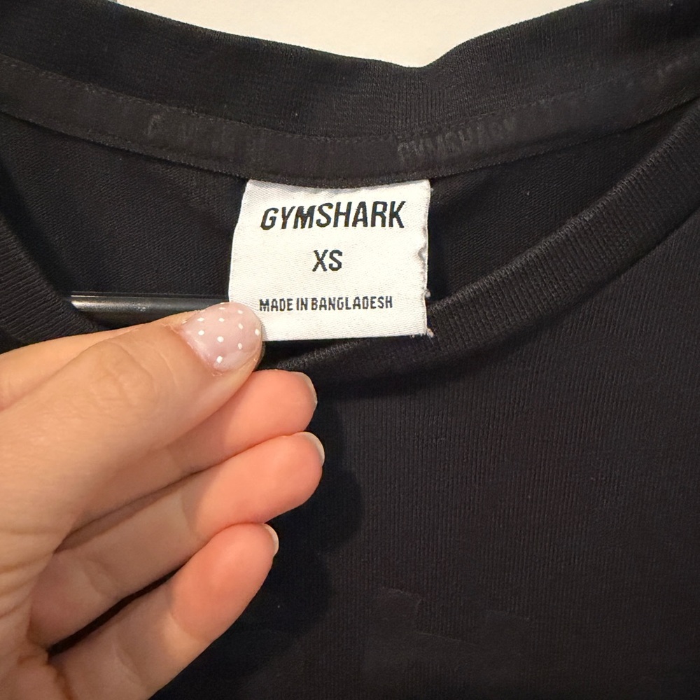 Gymshark Black Short-Sleeve Logo Tee - Picture 3 of 3